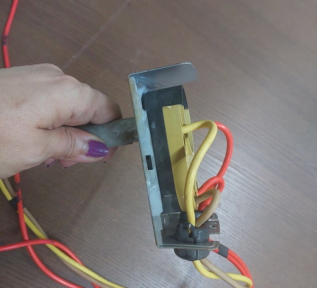 Honeywell 8" Combo Fan & Limit Switch - photo 3