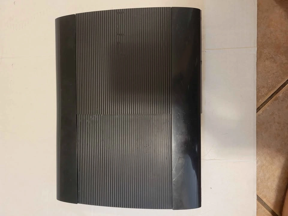 PS3 Super Slim (Self Refurbished) - photo 4