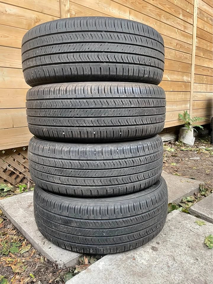 215/55R18 KUMHO All Season Tires - Set of 4 Tires