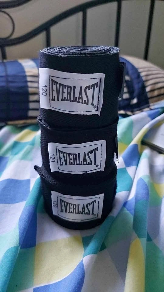 120" Everlast Black Boxing Hand Wraps