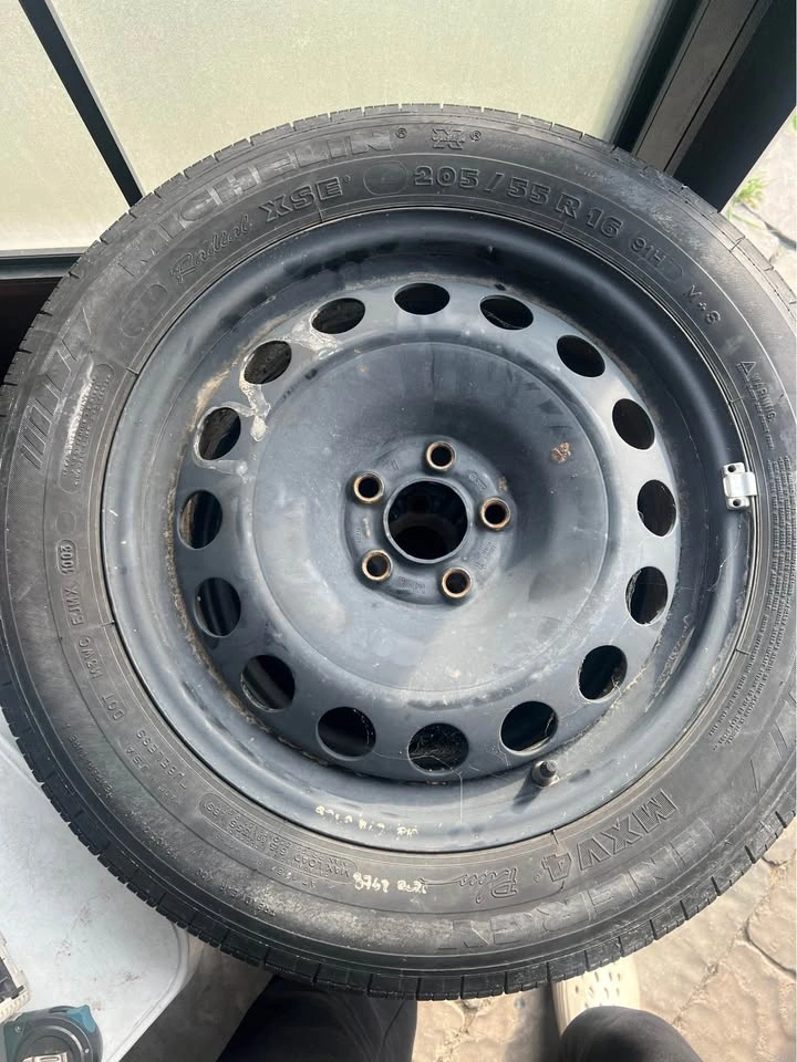 205/55/16 VW Audi OEM Rims - photo 3