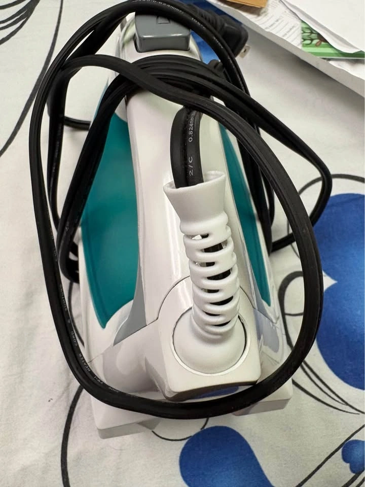 black and decker iron - photo 2