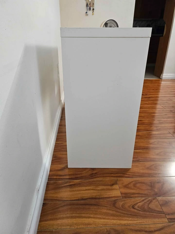 White Modern Desk with Built-In Storage Shelves - photo 4