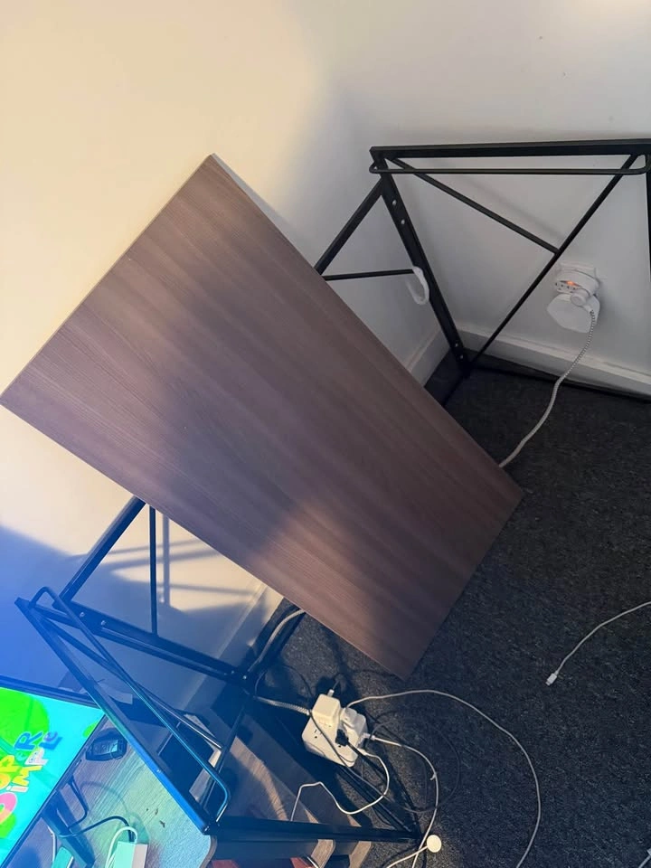 Desk with Black Metal Frame - Foldable - photo 2