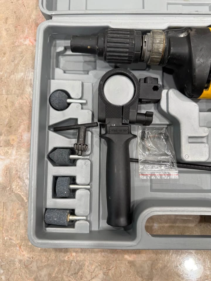 Dewalt Rotary Drill Tool Set - photo 2