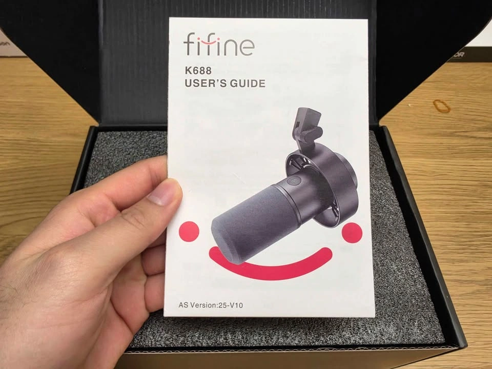 Fifine AmpliGame K688 XLR/USB Dynamic Microphone - photo 4