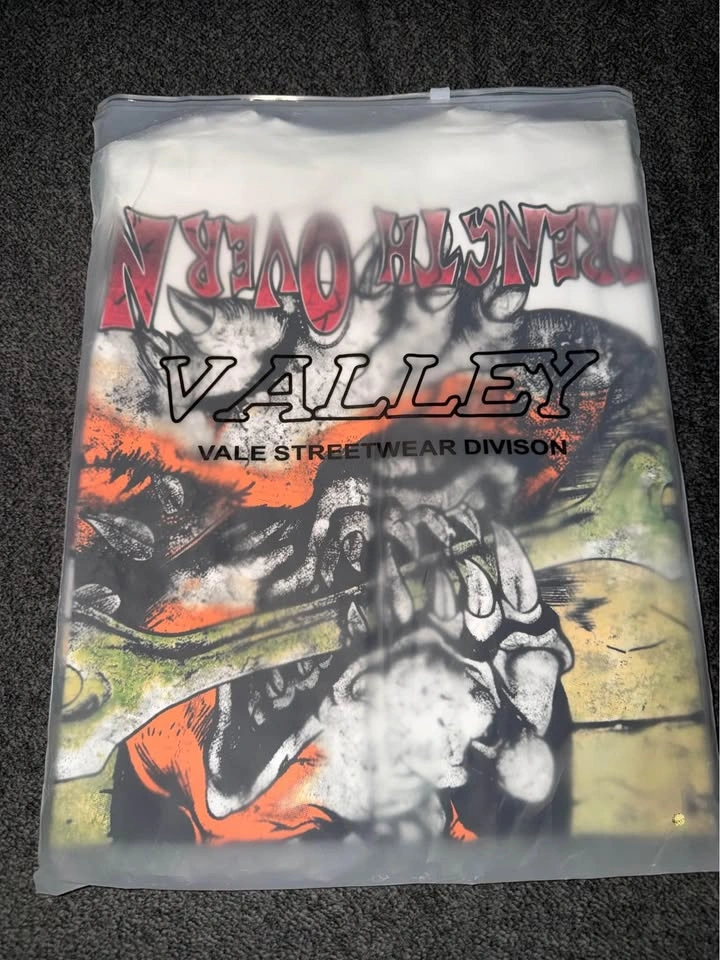 Valley Boxcut Tee Size L - Graphic Dog Print - photo 4