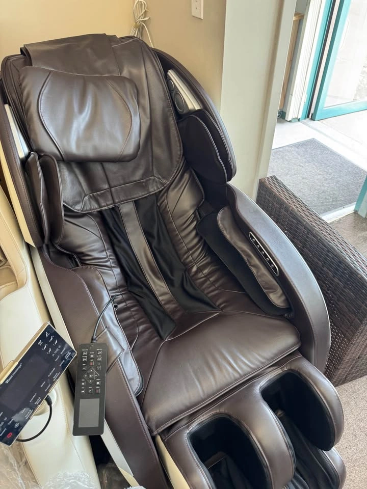 Massage Chair – Full Body Relaxation - photo 4