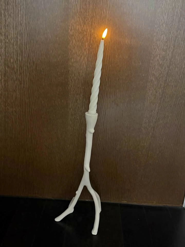 Elegant White Branch Candlestick Holder