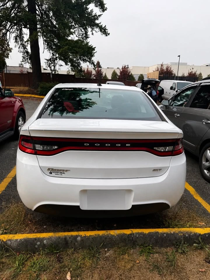 2015 Dodge Dart | 2.0L | CLEAN TITLE | 149,000 KM | WHITE - photo 2