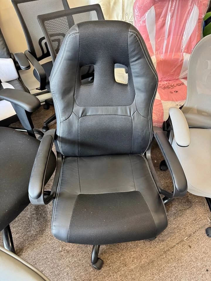 New office/gaming chair