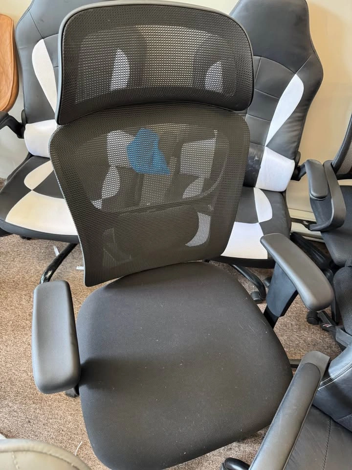 Ergonomic Mesh Office Chair – Headrest & Lumbar Support - photo 3