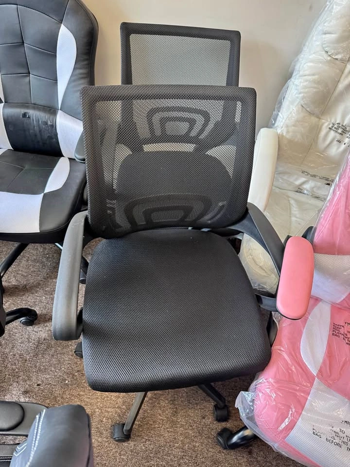 Small ergonomic mesh chair