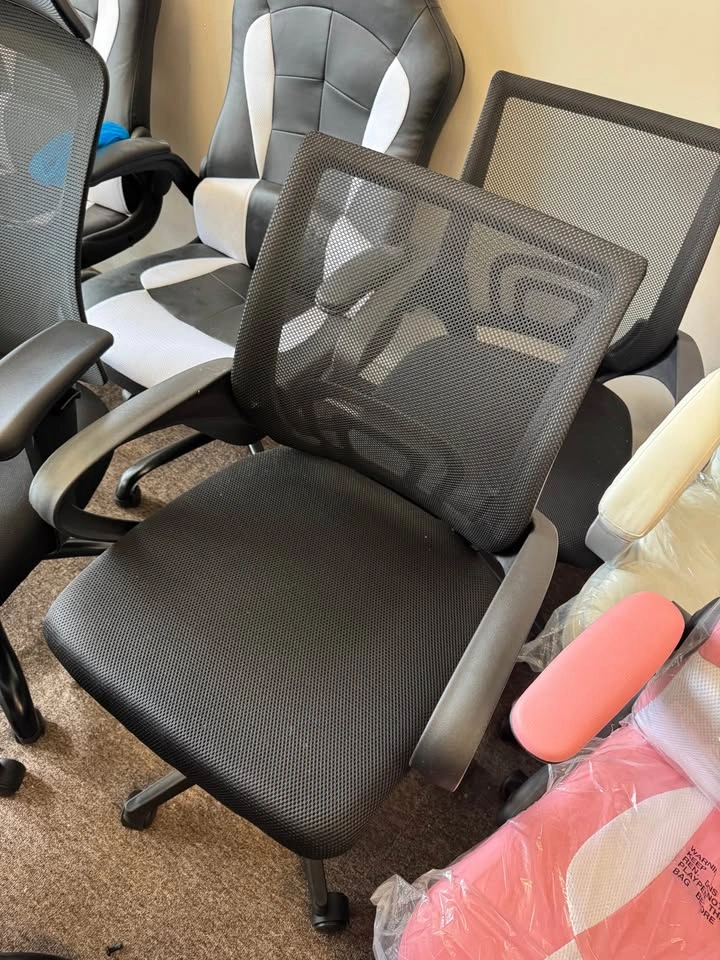 Small ergonomic mesh chair - photo 2