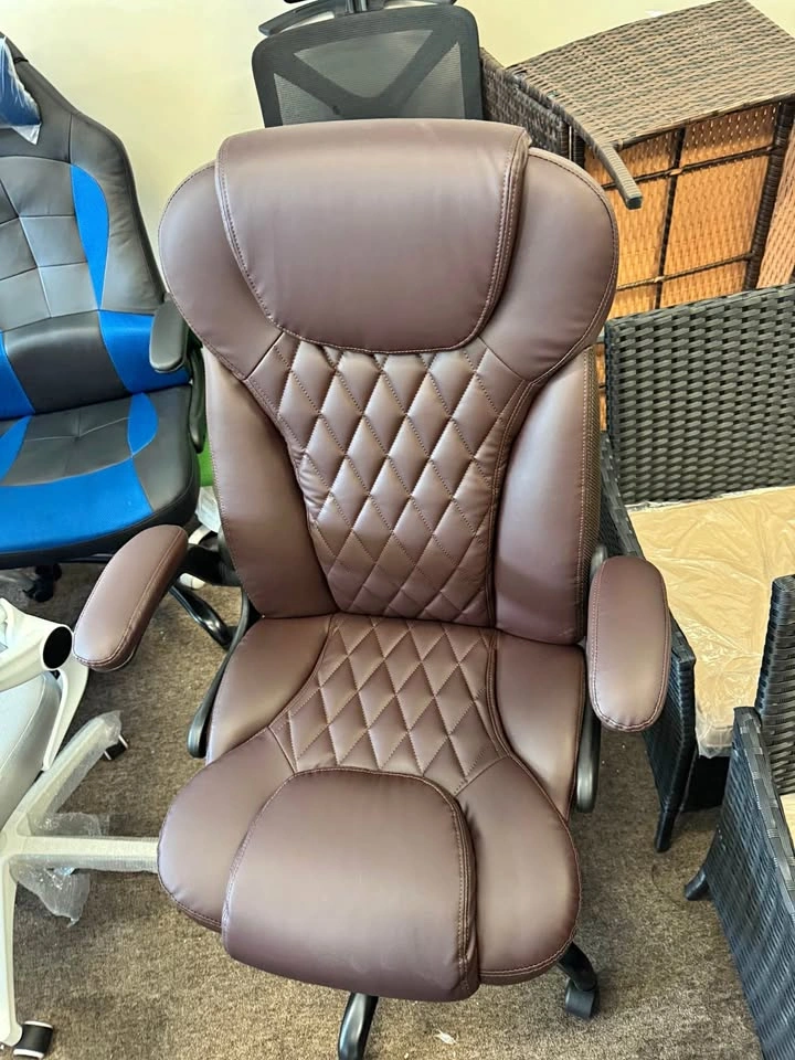 New Executive Leather Office Chair