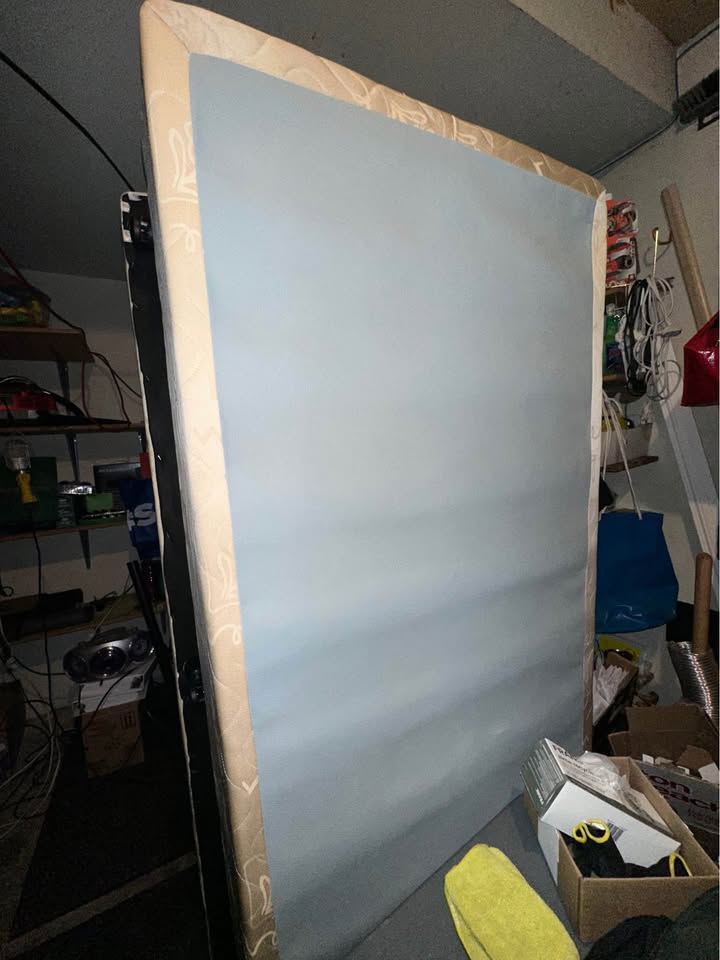 King Size Box Spring with Wheels, no Mattress - photo 3