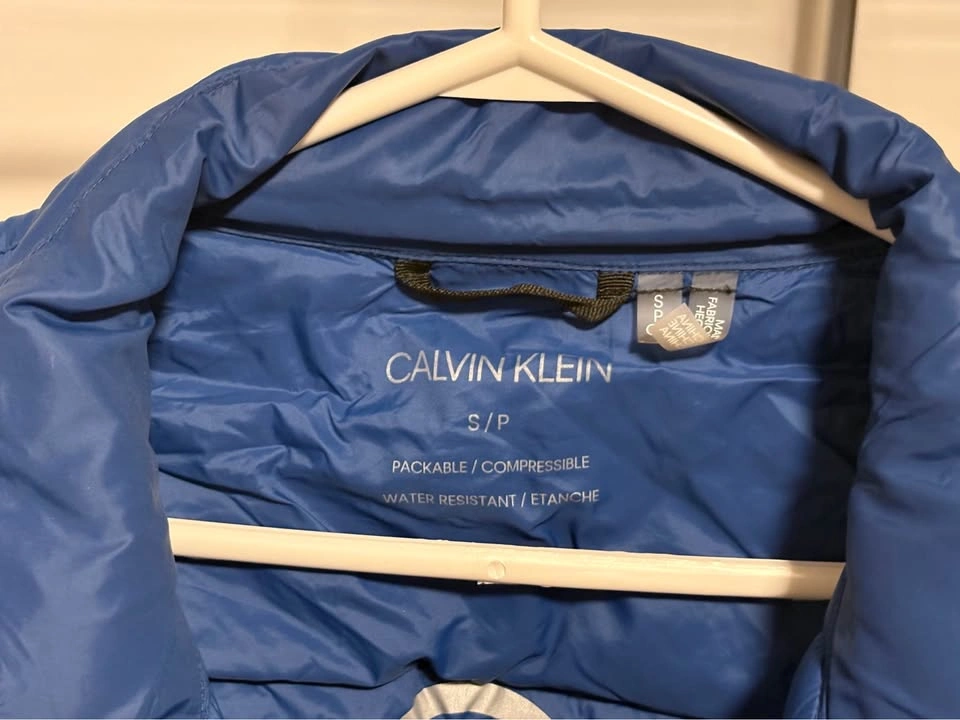 Calvin Klein Packable Puffer Jacket - Size S - photo 3