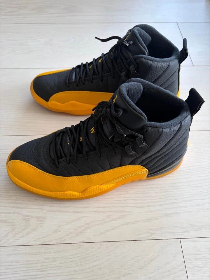 Nike Air Jordan 12 Retro "University Gold" - Size US 9.5 - photo 2