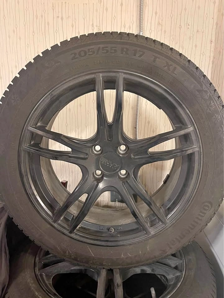 Continental Viking Contact 205/55 R17