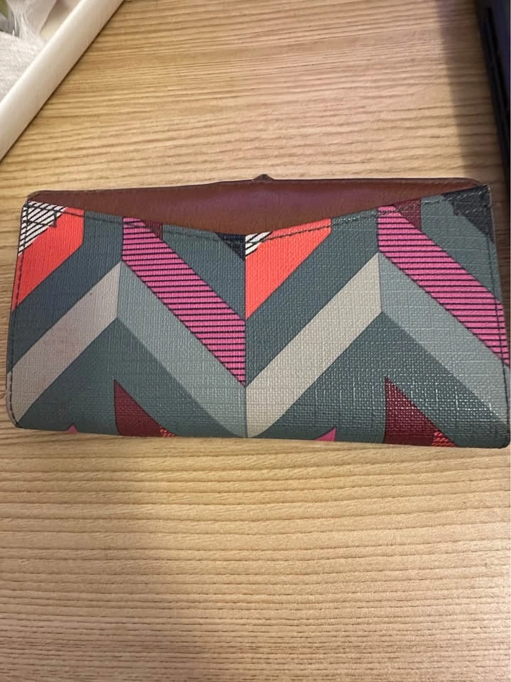 Fossil Slim Bifold Wallet. Pickup in Park Slope. - photo 2