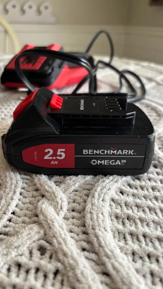 Benchmark Brushless Cordless Impact Driver - photo 5