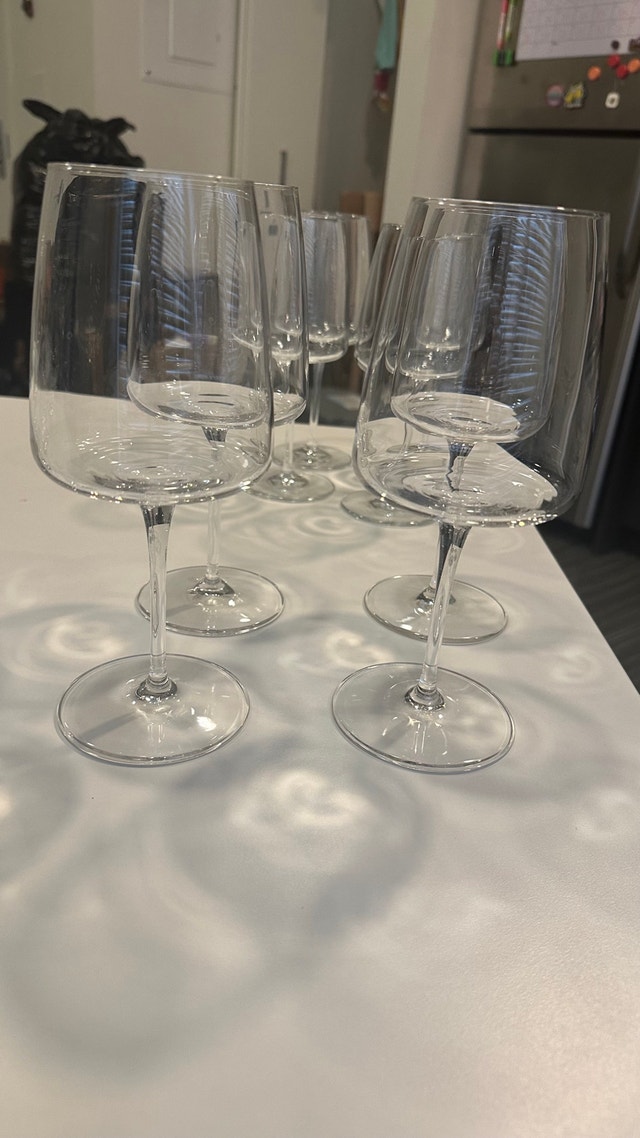 Assorted Glassware Set