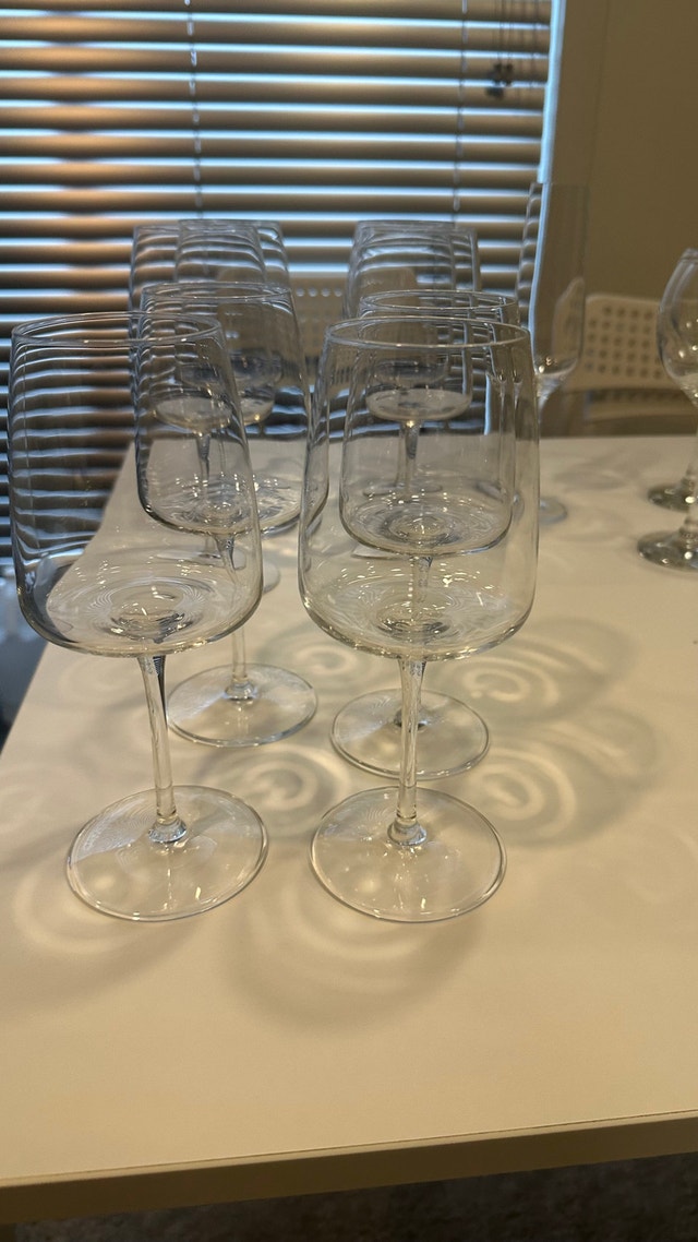 Assorted Glassware Set - photo 3
