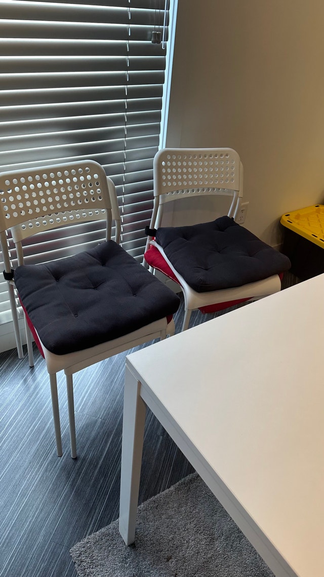 IKEA table & chairs - photo 4