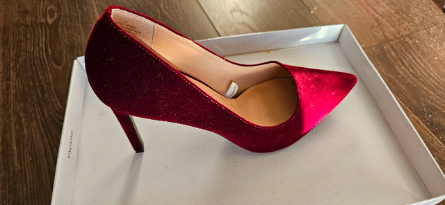 Negotiable - Brand new Size 7 - Velvet Maroon dress shoes - photo 2