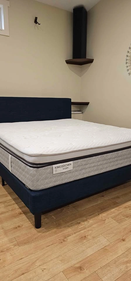 Complete Kingsdown King Bed Set - photo 2