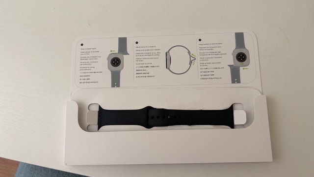 Apple Watch SE3 Midnight - photo 3