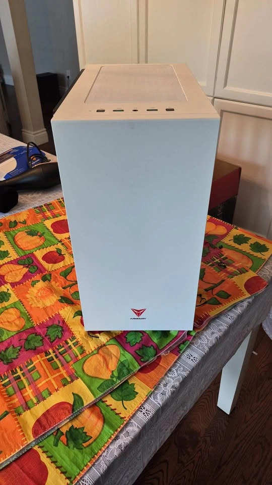 PC Case - photo 2