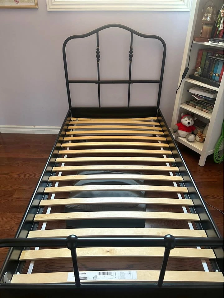 Twin Bed