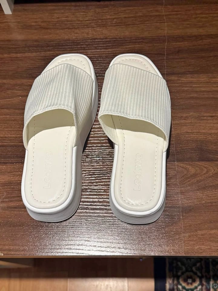 Lookyno Platform Slide Sandals