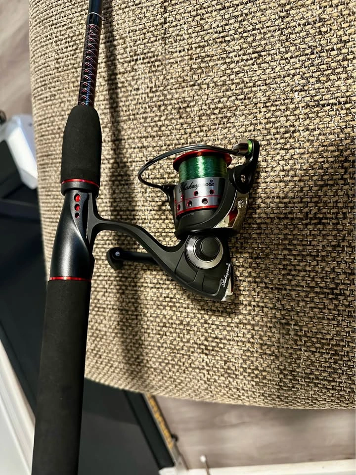 Shakespeare Ugly Stik GX2 6’6” Spinning Rod & Reel Combo - photo 4