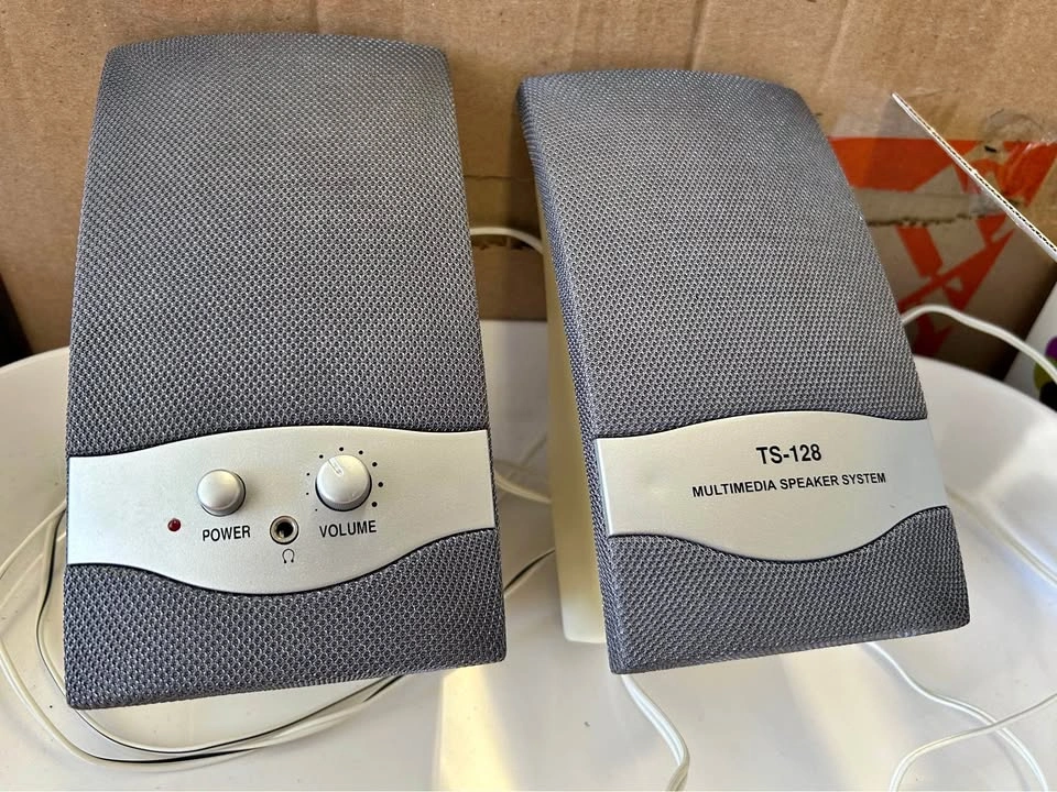 TS-128 Multimedia Speaker System