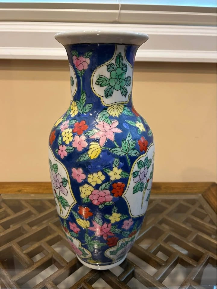 Antique Hand Crafted Chinese Floral Vase - photo 5