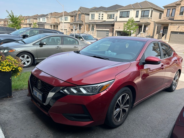 2020 Nissan Sentra SV – Clean & Well Maintained – 128,000 km - photo 2