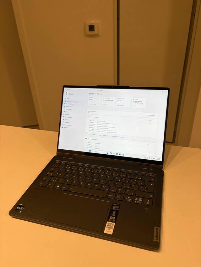 Lenovo Yoga 7 2-in-1 – Brand New – 16GB RAM / 512GB SSD