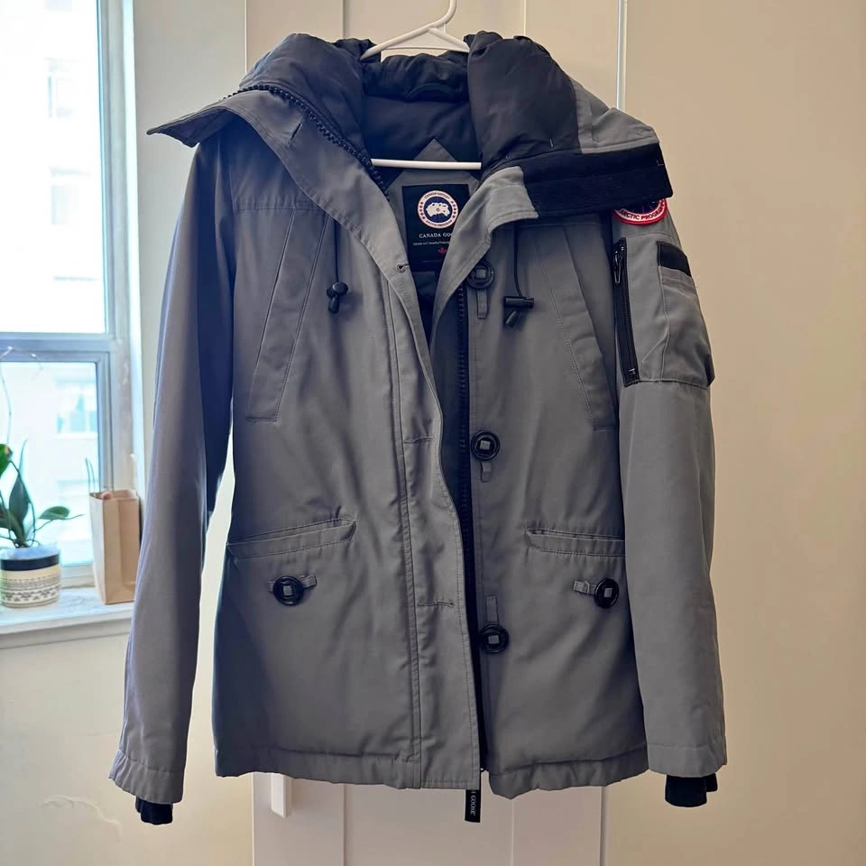 Canada Goose Women’s Montebello Parka - XS - Dark Grey (No fur)