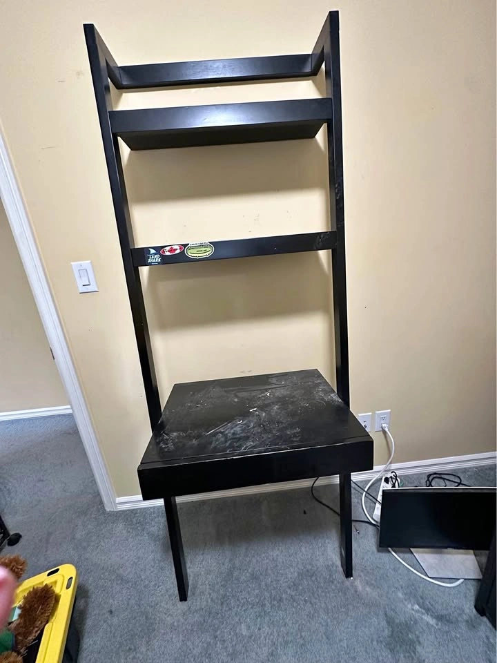 Child’s desk