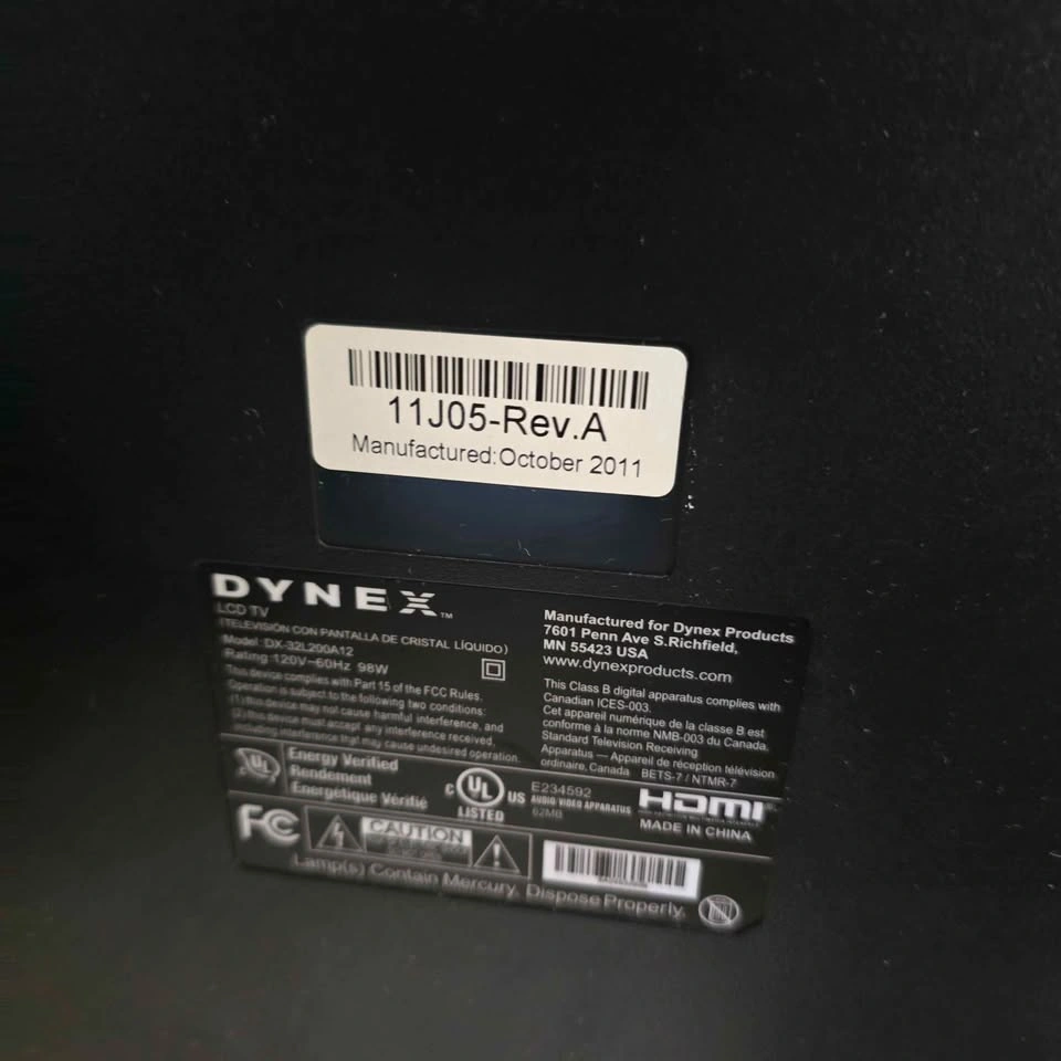 Dynex 32" LCD TV – DX-32L200A1 - photo 2