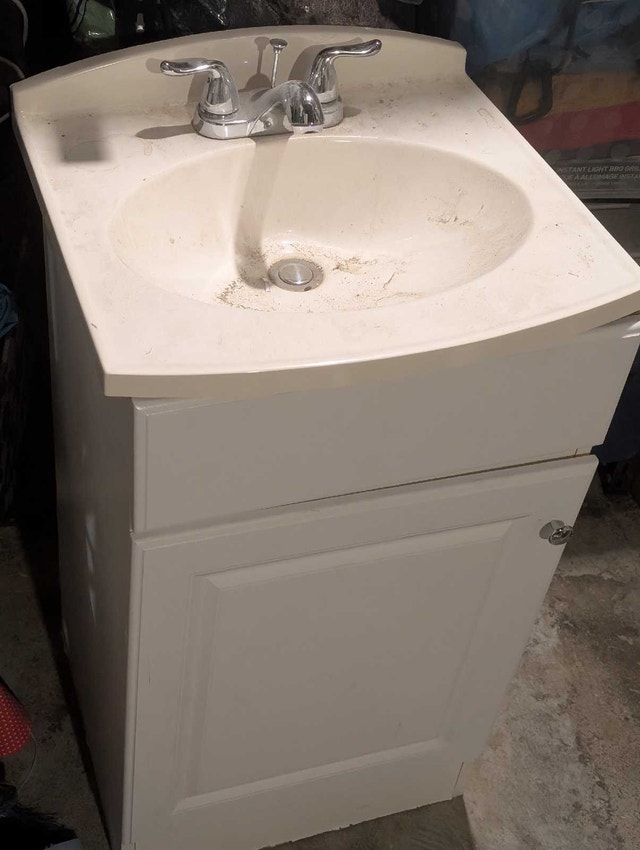 vanity and faucet