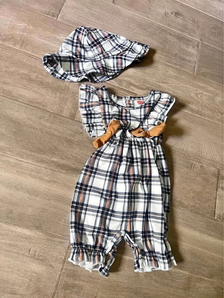 Baby girl summer outfit and hat 3-6 months