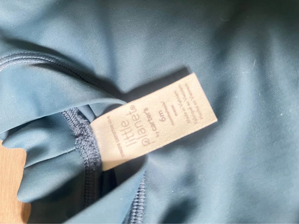 Baby girl 3-6 month old swimsuits and rashguards - photo 3