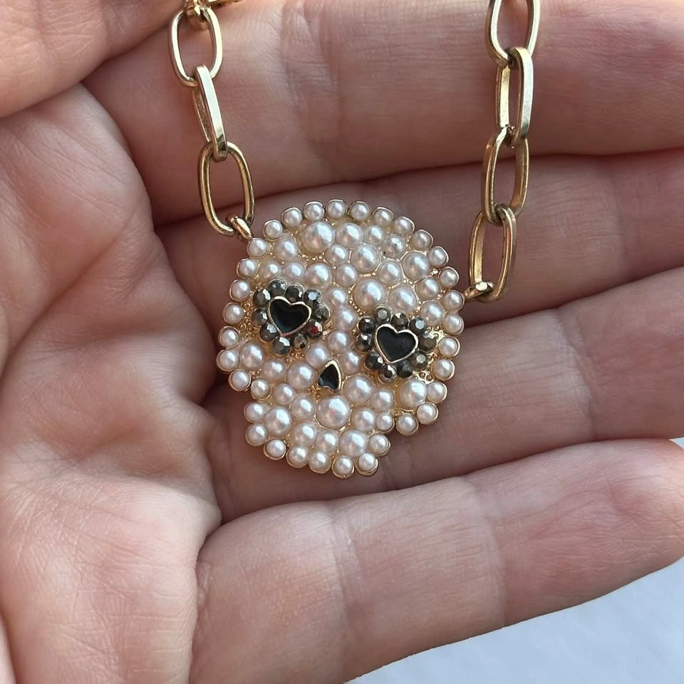 BaubleBar Pearl Skull Necklace – Gold-Tone Sugar Skull Pendant - photo 2