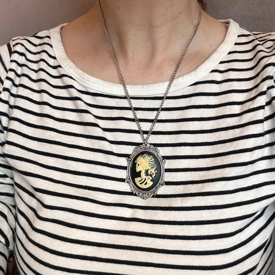Gothic Skeleton Lady Cameo Necklace Perfect for Halloween! - photo 2