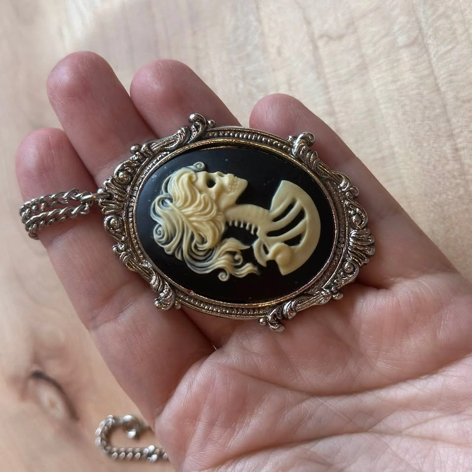 Gothic Skeleton Lady Cameo Necklace Perfect for Halloween! - photo 3