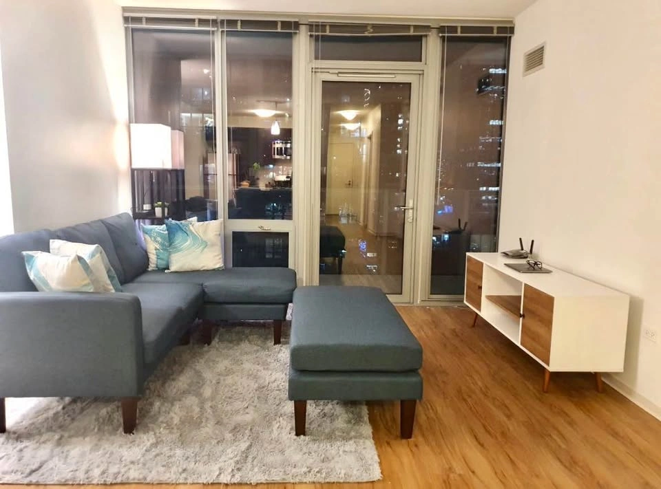 Sectional / convertible sofa