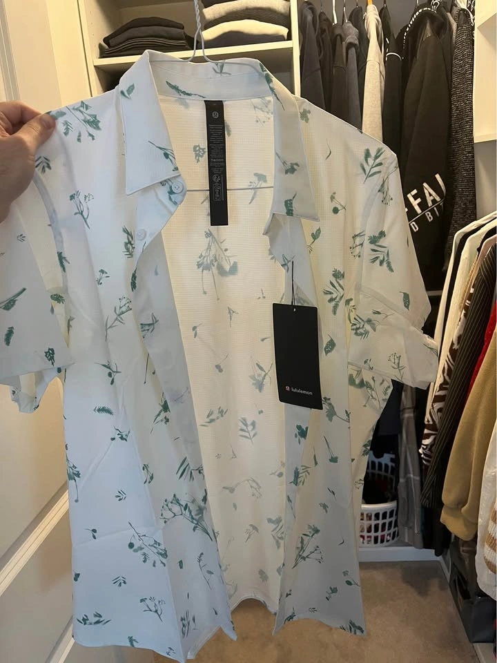Lululemon Airing Easy Short-Sleeve Shirt
